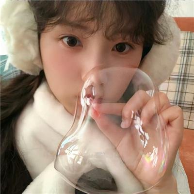 女机械人